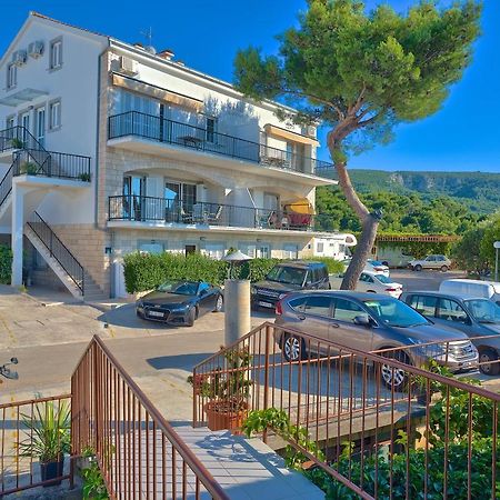 Apartments Kalina Jelsa  Luaran gambar