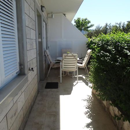 Apartments Kalina Jelsa  Luaran gambar