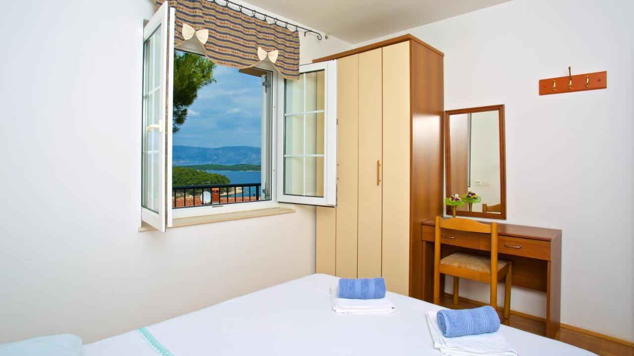 Apartments Kalina Jelsa  Luaran gambar