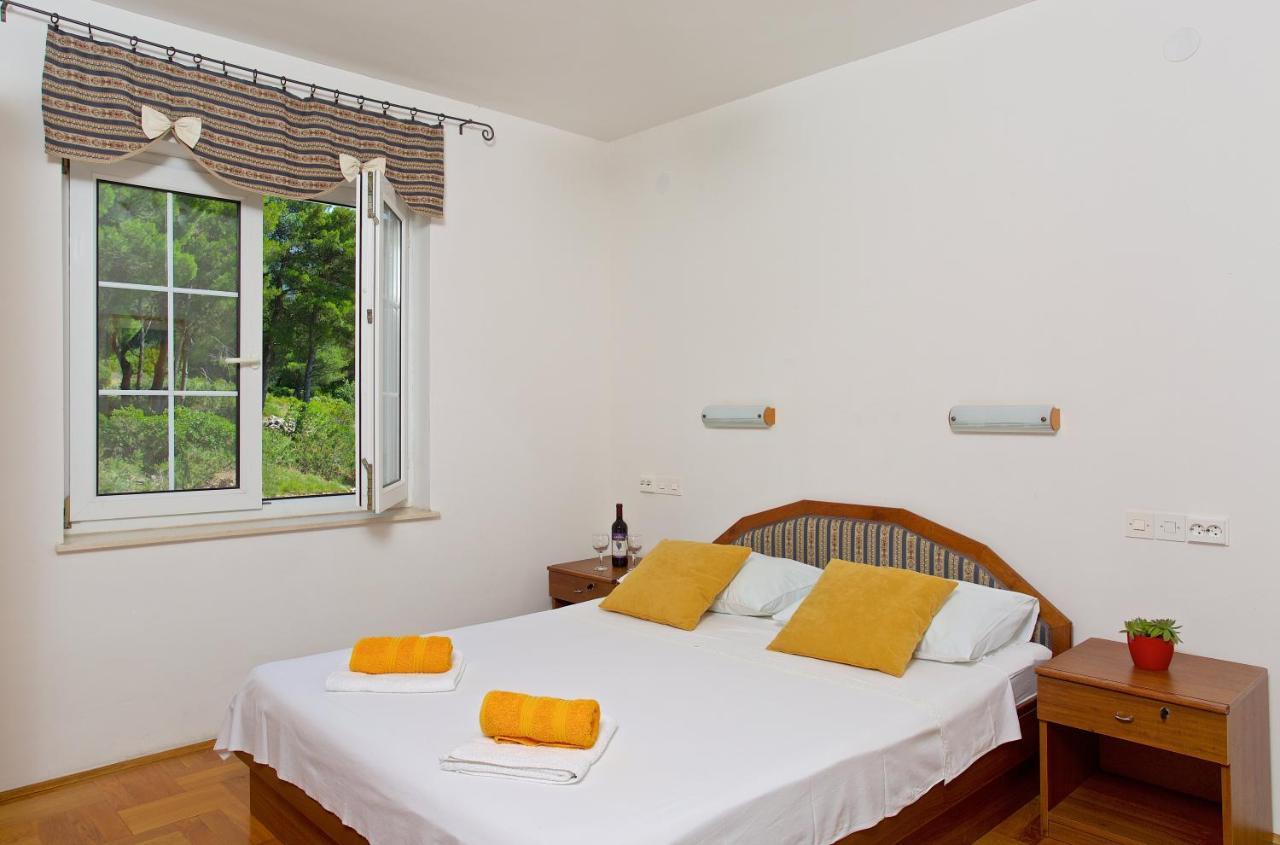 Apartments Kalina Jelsa  Luaran gambar