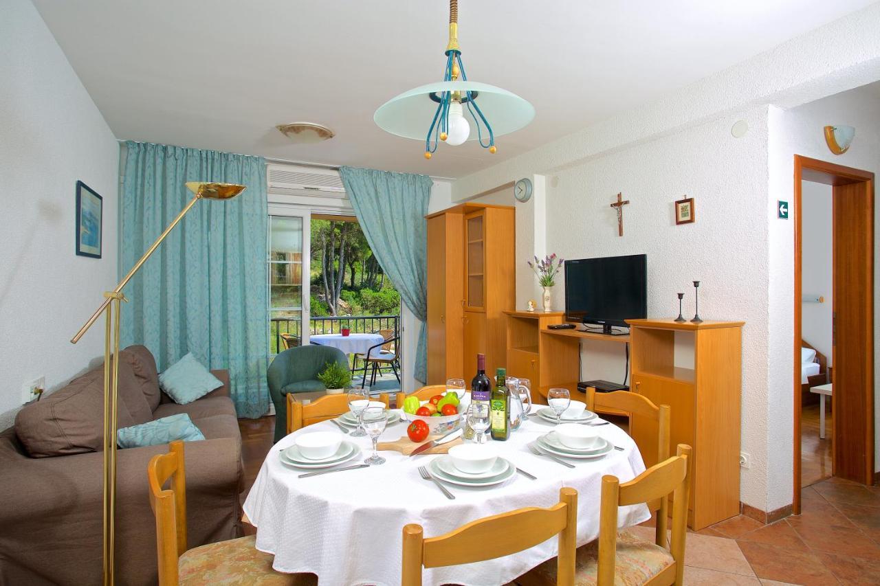 Apartments Kalina Jelsa  Luaran gambar