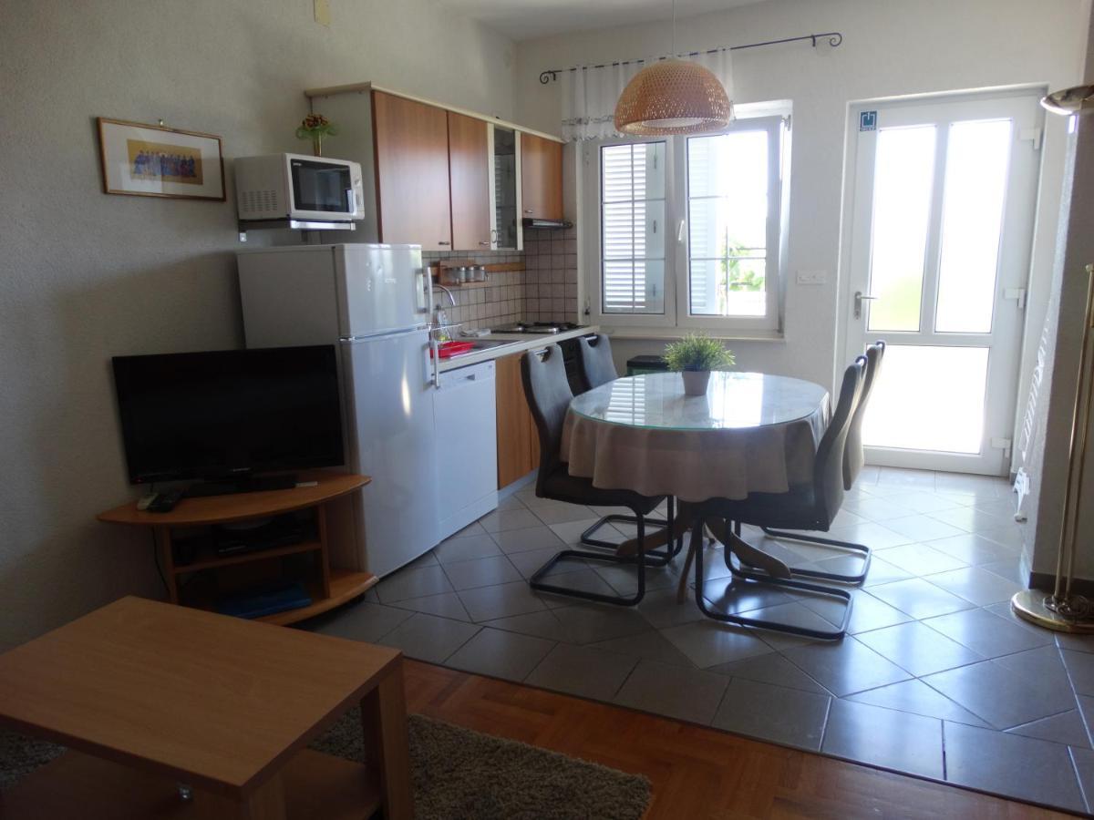 Apartments Kalina Jelsa  Luaran gambar